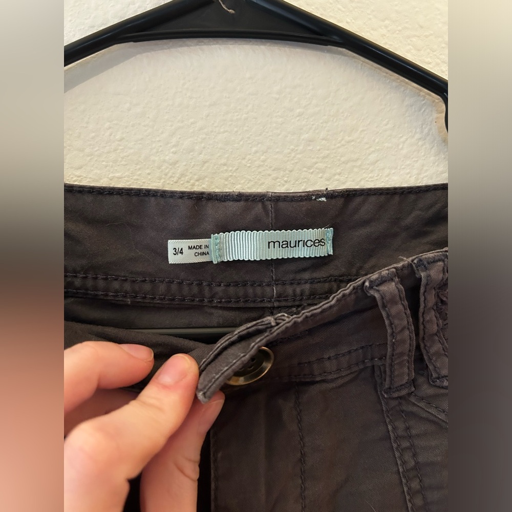 Maurice’s cargo pants, size 3/4